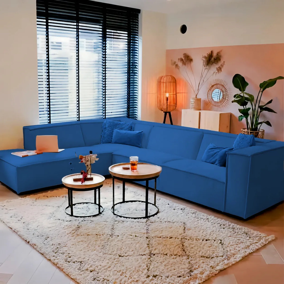 ركنة أوف وايت قطيفة – SZ63