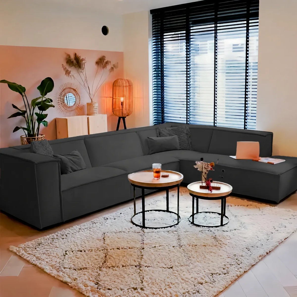 ركنة أوف وايت قطيفة – SZ63